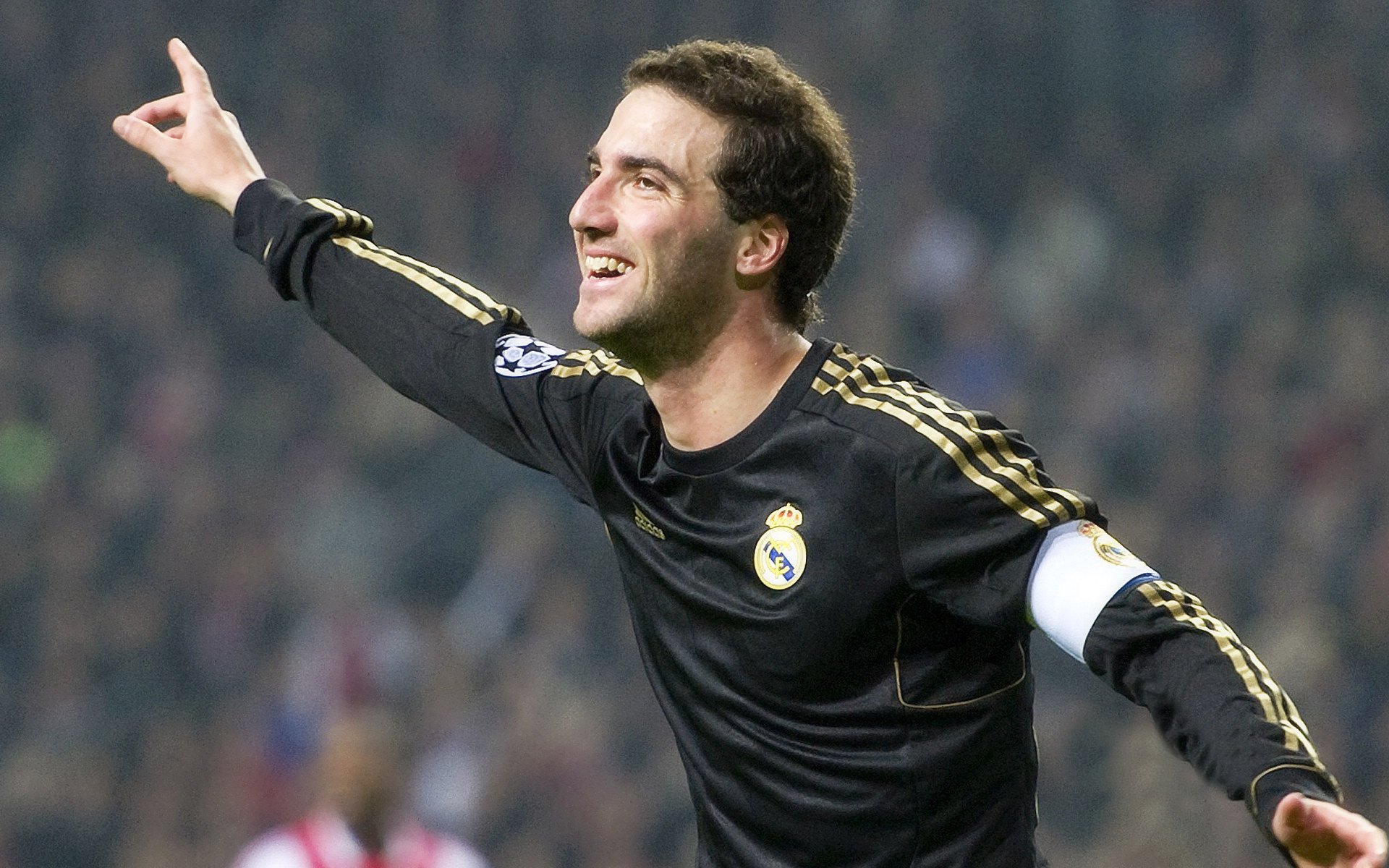 曼联冬窗引援传闻:安德森成谈判核心,曼联安德森全名